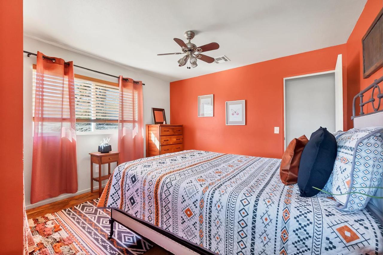 Cozy Desert Retreat With Amazing Views Only 4 Miles To Jtnp Joshua Tree Kültér fotó